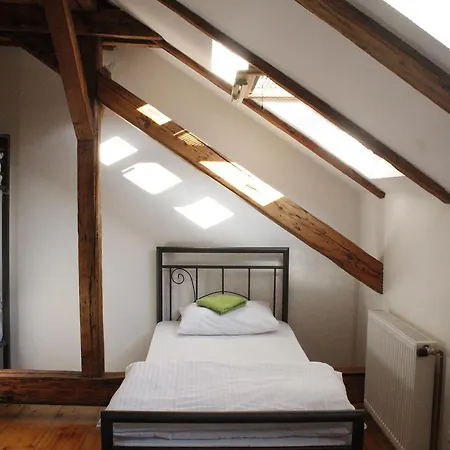 Nomad Hostel *