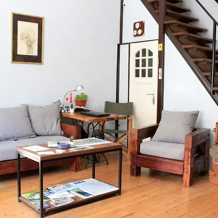 Hostel Nomad *